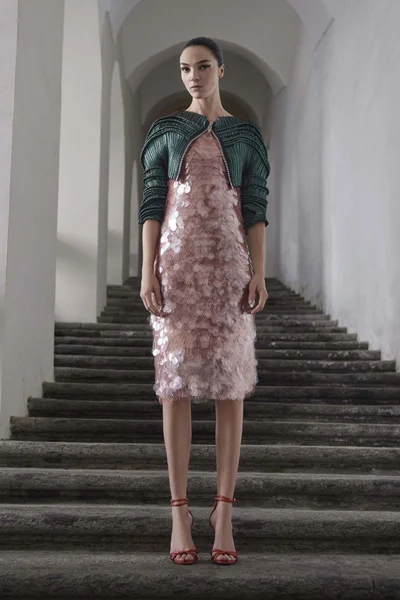 Look 9